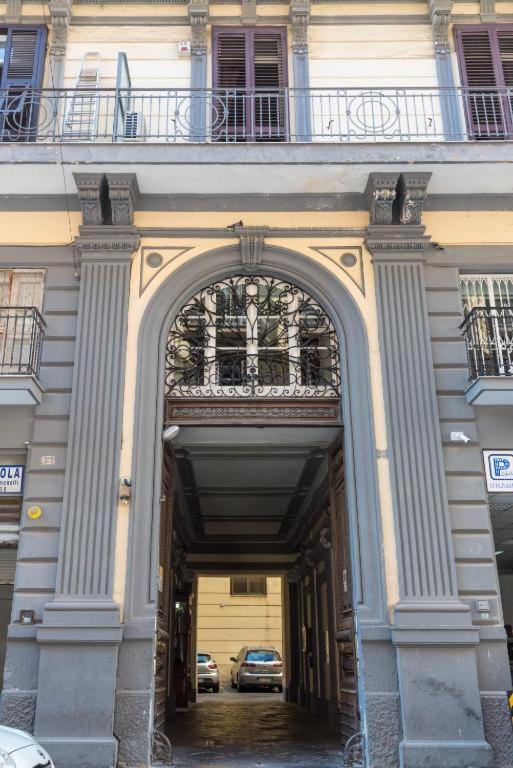 Cuorenapoletano Apartment Napoli Bagian luar foto