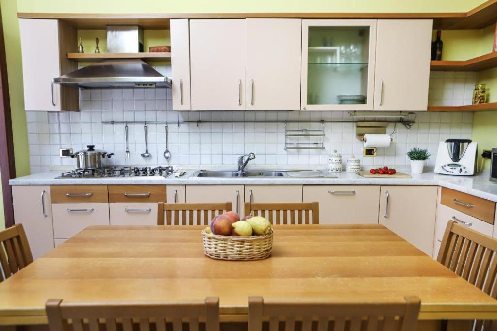 Cuorenapoletano Apartment Napoli Bagian luar foto